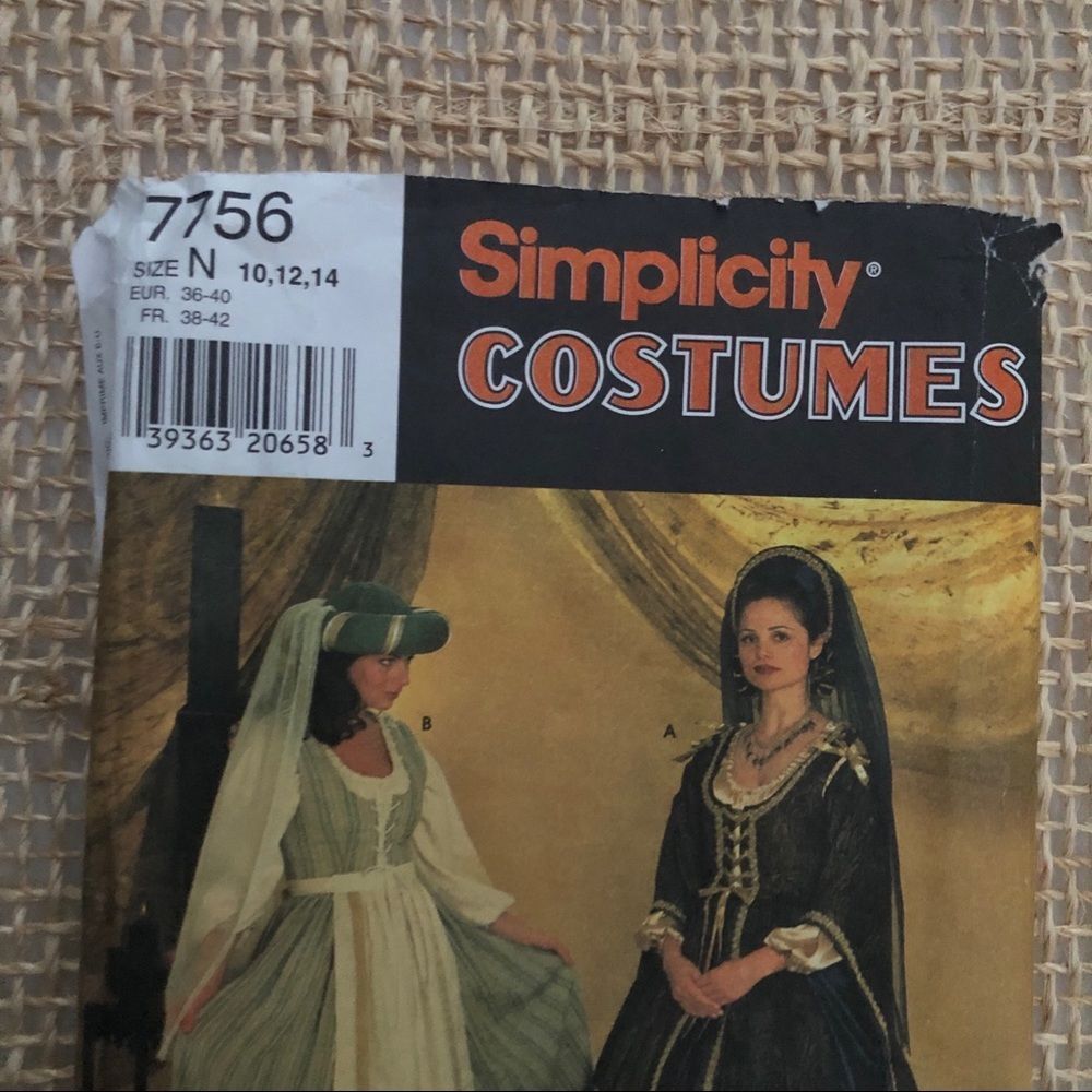 Simplicity Costumes Renaissance 7756 - Picture 5 of 9